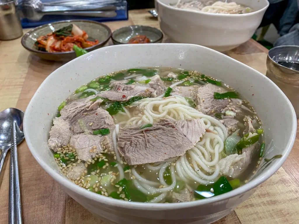 Korean Noodle Jeju Gogiguksu